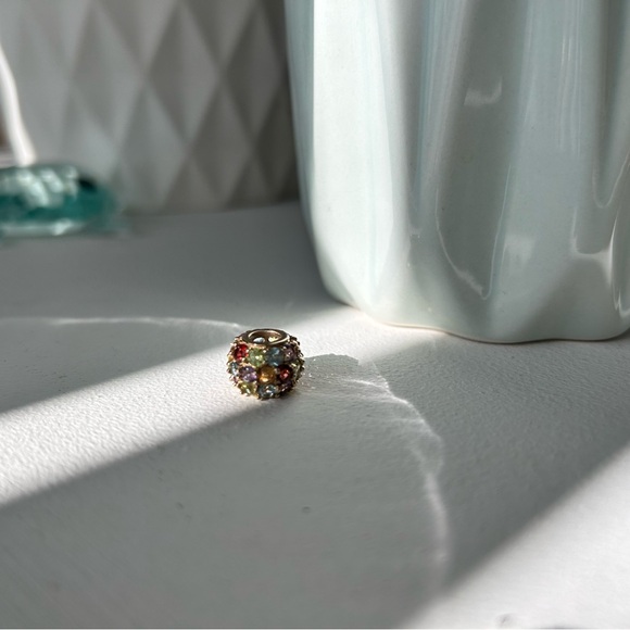 Rainbow Gemstone Gold pendant - Picture 5 of 5